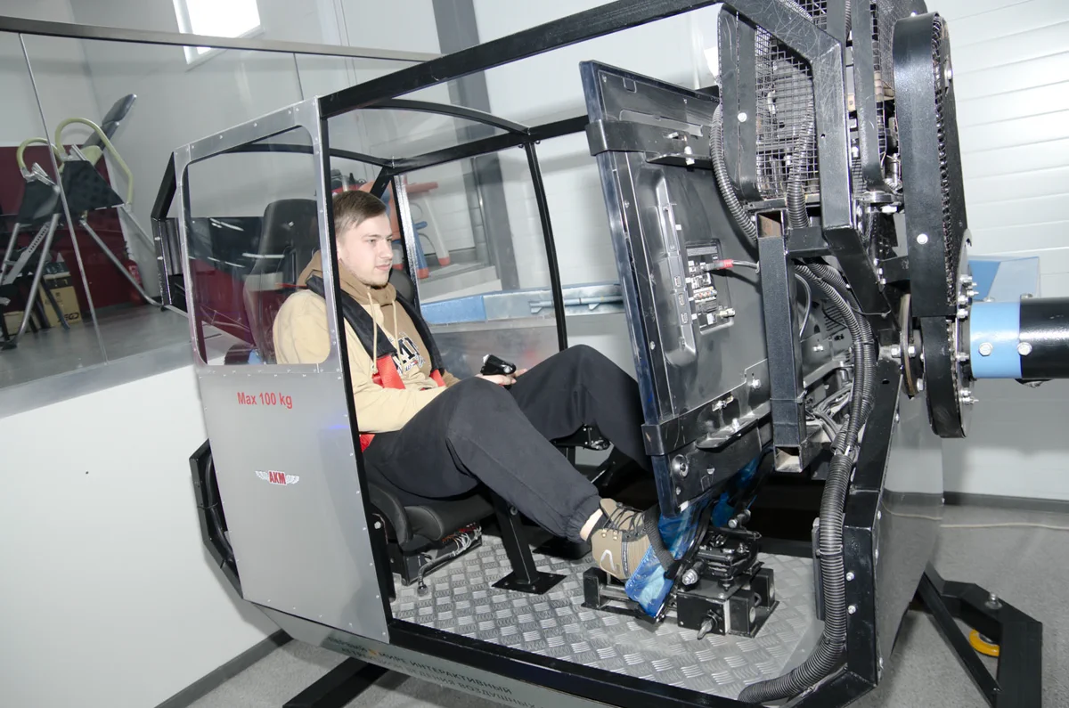 TwinFly 5D flight simulator — photo 4